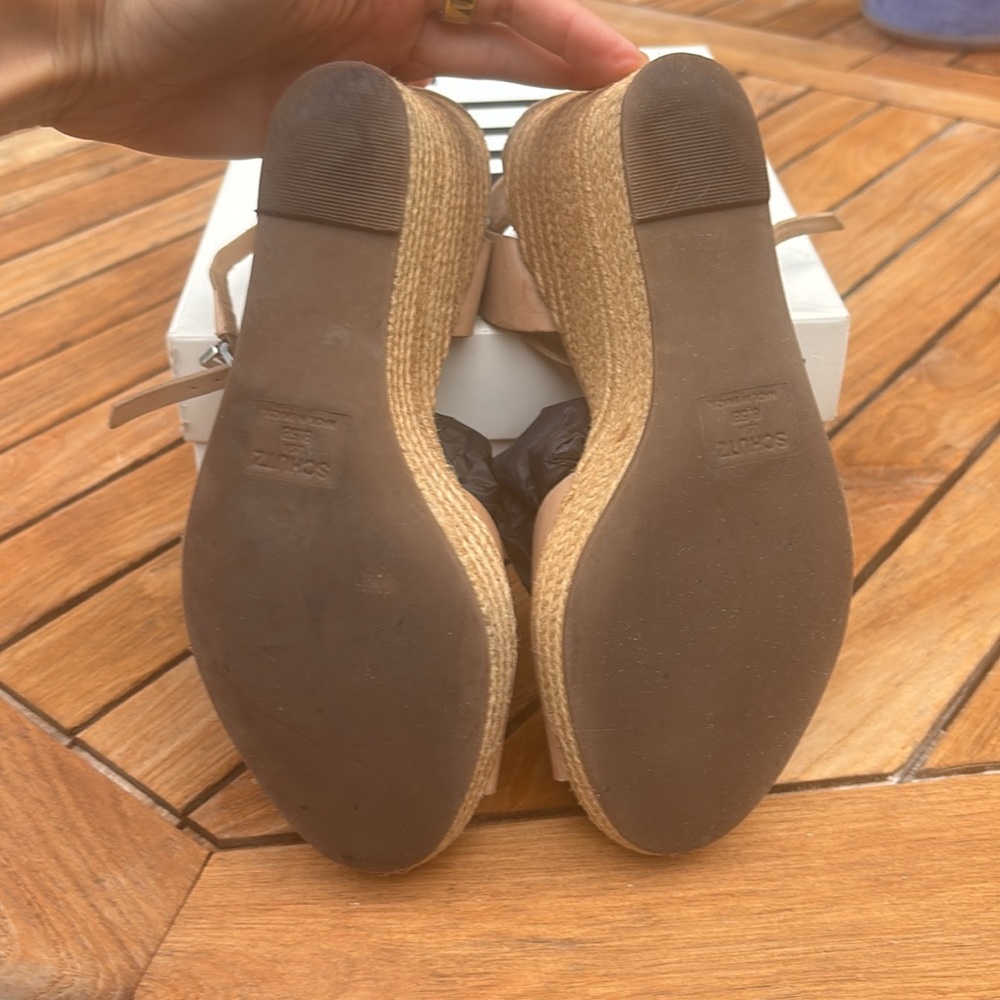 Schutz Atanado soft desert wedges, size 8.5 B - Picture 7 of 10